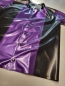 Preview: Latex Hemd - Einzelstück - lilametallic/schwarz