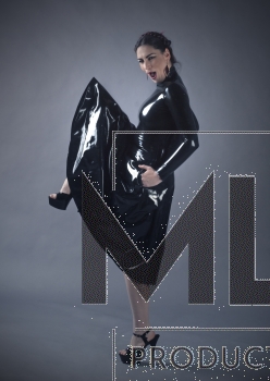 Long latex skirt with trouser pockets