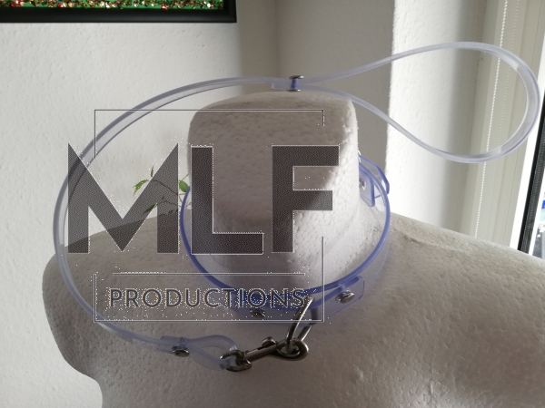 pvc halsband mit d-ring und leine mit karabinerhaken in transparent bdsm goth dark fashion