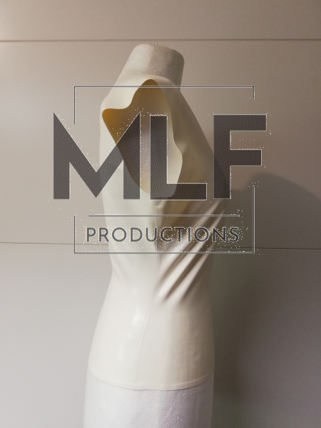 Latex Basic - Top mit ausgestellten Schultern